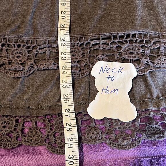 Cecico LS brown flowy T-shirt w/ crocheted trim super cute GUC - Picture 5 of 8